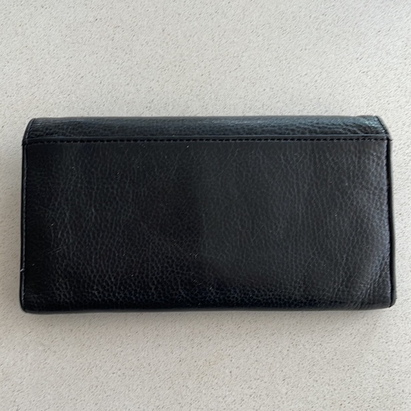 Marc Jacob’s Tri Fold Wallet - Picture 2 of 5